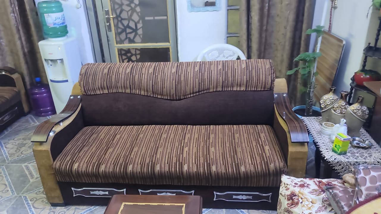 تخم أخو الجديد 10 مقاعد بسعر مناسب 
المكان بغداد الاتصال ***********
