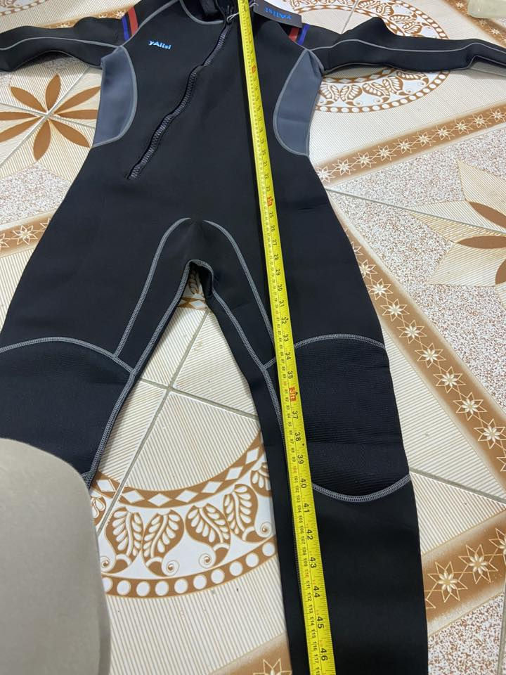 تتوفر بدلة غوص ممتازة غير مستخدمة قياس Sابعادها موجودة في الصور السعر ١٥ الف دينار .


**إذا كنت صاحب هذا الإعلان وتريد حذفه لأي سبب، رجاءا أرسل رسالة إلى الدعم الفني**