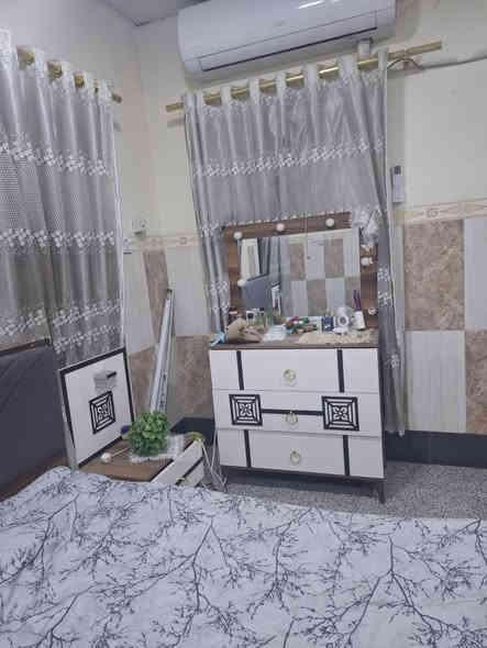 غرفه نوم مستعمله
نضيفه كلش وجديده 5 قطع 
كنتور وميز تواليت وسرير وملحقات السرير
سعره 350 🔥🔥
📍عنوان كركوك 
رقم هاتف ***********
