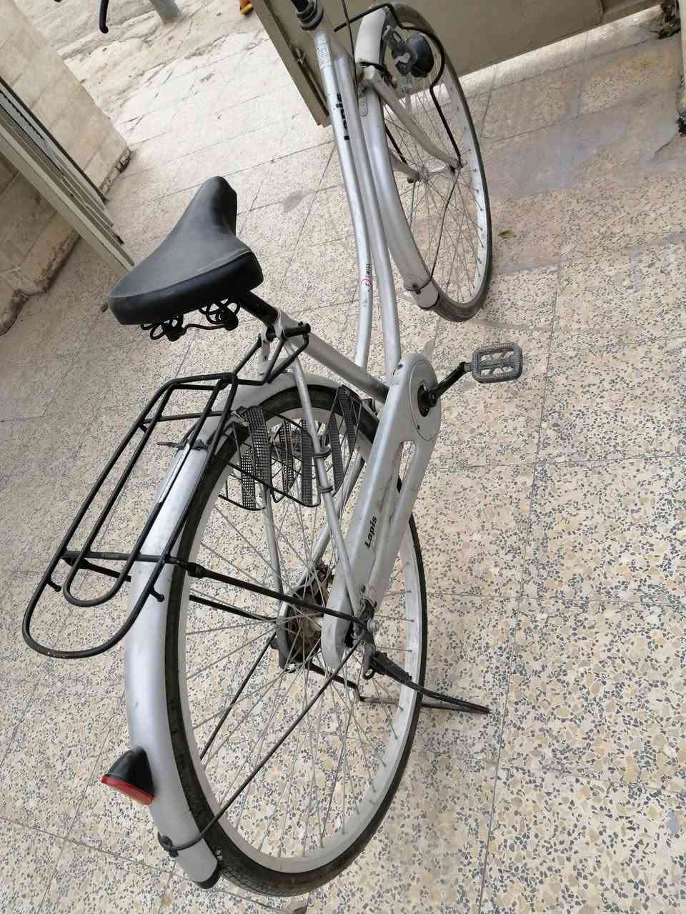 اسلام عليكم بايسكل للبيع حجم 27 بايسكل مال حاويه لون رصاصي نضيف حيل أشكد ما اتكول بس يحتاجله غسله مديل 2016 السعر 90 وبي مجال الاستفسار عن خاص الما يشتري لا يعلق رجا. مراوسه ويا ايفون اكس فما فوق


**إذا كنت صاحب هذا الإعلان وتريد حذفه لأي سبب، رجاءا أرسل رسالة إلى الدعم الفني**