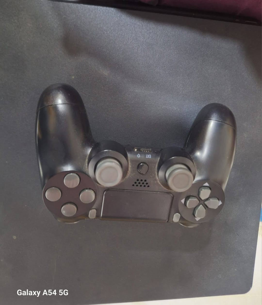 سلام عليكم ، بلي 4 سلم مهكر يحتوى على لعبتين pes 2026 و gta 5 وجوستك ألسعر 330


**إذا كنت صاحب هذا الإعلان وتريد حذفه لأي سبب، رجاءا أرسل رسالة إلى الدعم الفني**