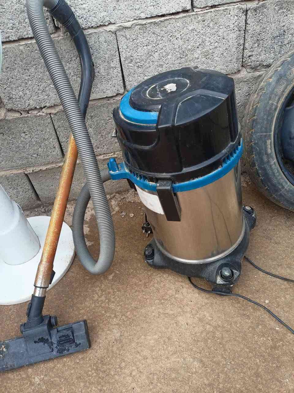 اغراض للبيع شراي يتصل مكان كركوك حي العسكري قرب جامع خديجه الكبرى ***********
