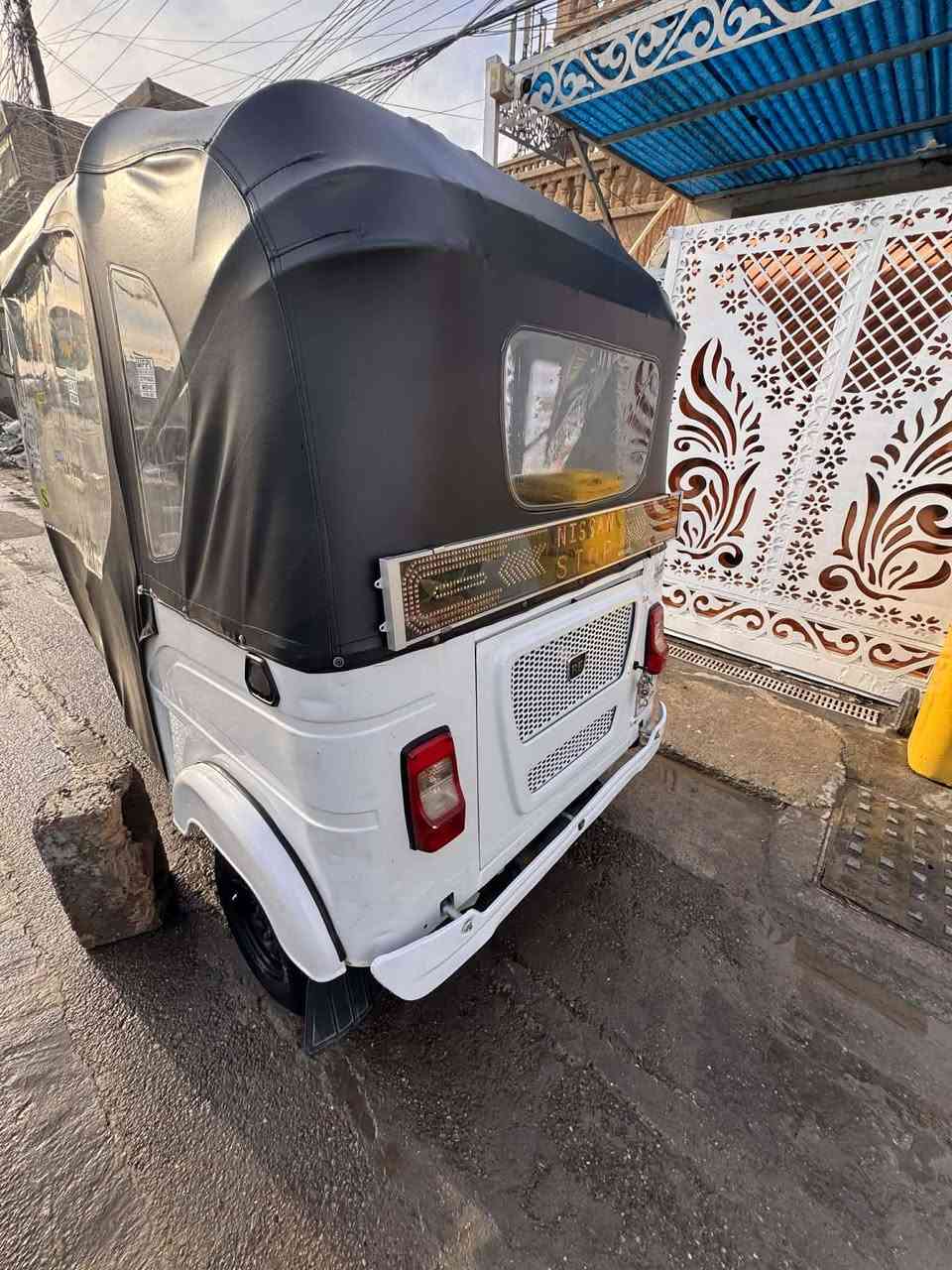 السلام عليكم تكتك موديل ٢٠٢١ للبيع رقم وسنويه تحويل ثاني ويم التكتك شبه كفاله عامه خير من الله مناقصها برغي مكان بغداد المعالف رقم  *********** موجود واتساب
السعر ٨٥٠٠
