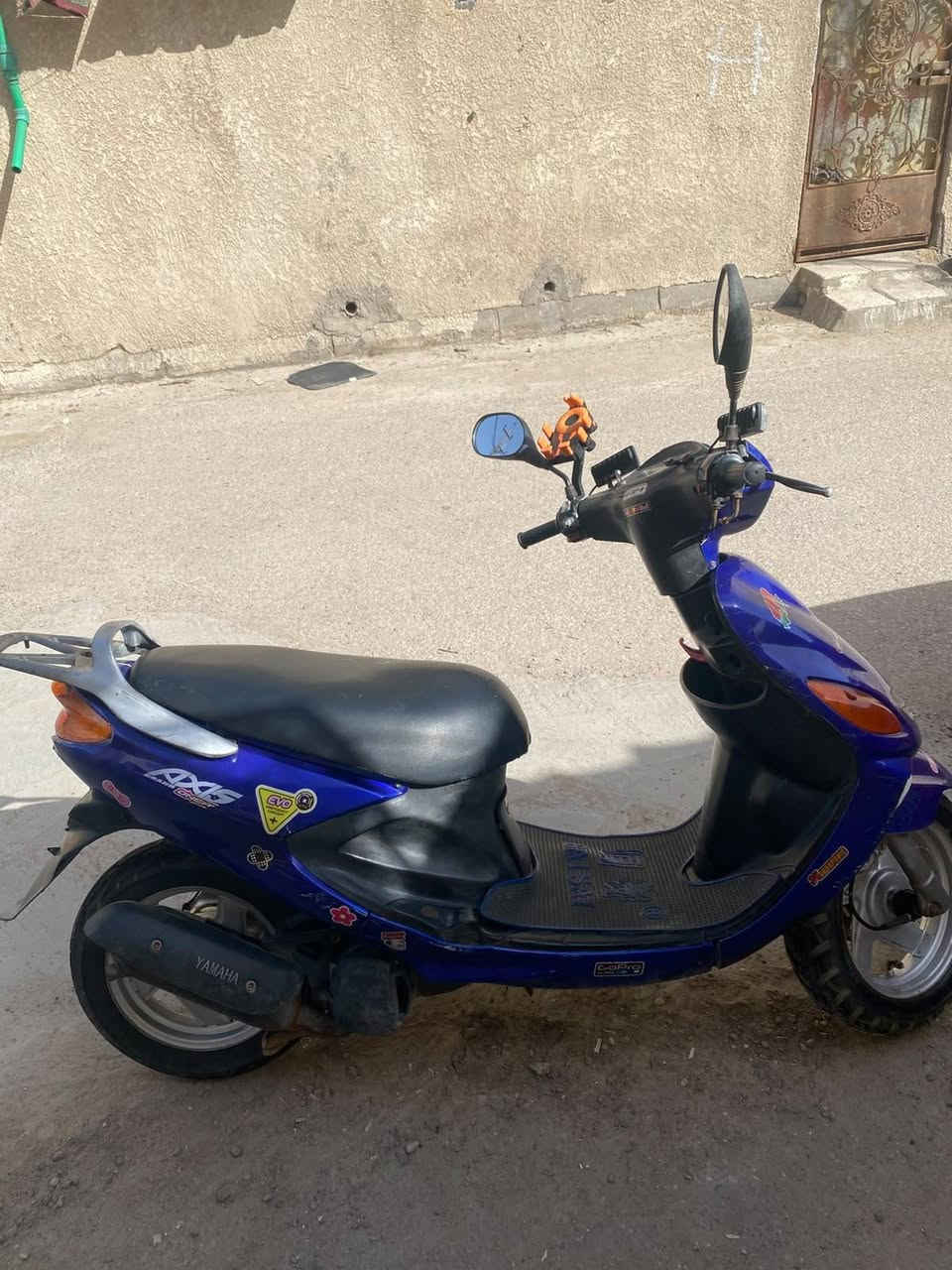 دراجة اگزز للبيع نضيف كلشي شغال بيه ما بيه أي نقص 
المكان : البصرة / المعقل 
السعر : 600 وبيه مجال 
رقم : ***********
