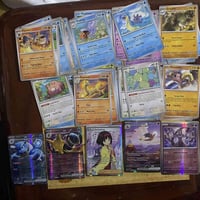 بطاقات بوكيمون • للبيع