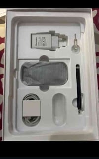 للبيع ايباد Tab 60 pro  ذاكرة ١٢٨  نظيف كلش  ملحقاته  ١- قلم  ٢- ماوس ...