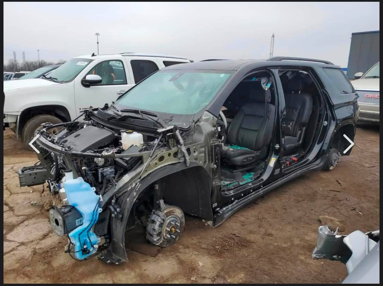 🚘 للبيع ترافرس RS موديل 2023 🚘
فول مواصفات واحد على واحد السيارة كامله 

✅ وارد أمريكي (سرقة)بيها طخات بالنقل
✅كراسي منفصل vip
✅محرك 3600 VVTI
✅ عداد 55 ألف كم
✅ رادار أمامي
✅ 5 كاميرات محيطية (360°)
✅ (ردارات) خلفية
✅ نظام المحافظة على المسار (Lane Keep Assist)
✅ نظام مانع الاصطدام الأمامي
✅ مقاعد جلد أسود
✅ كشنات كهربائية
✅ رقم بغداد

💰 السعر المطلوب: 195 دولار 
مكان السيارة نجف 

للاستفسار ***********
موجود واتساب
