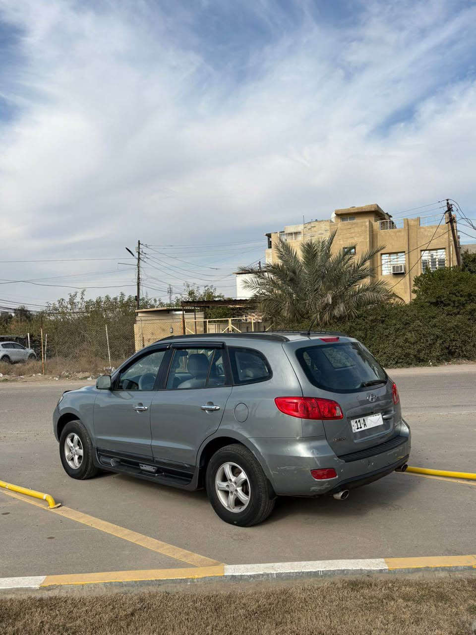 السلام عليكم سنتافيا 2008 مكينة V6 رقم بغداد بسمي هزه ورقم جديد السياره بدون صبغ ما عدى الجاملغ الخلفي  عكس السايق نصة مصبوغ فقط السيارة جاهزه وحلوة مال بيت 🏠 رايدها 112 ورقة مكاني بغداد للاستفسار *********** بي واتس بغداد, العراق
