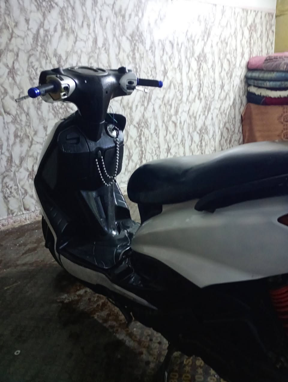 سلام عليكم شعندك مراوس نزل مكاني مسيب رقم ***********
