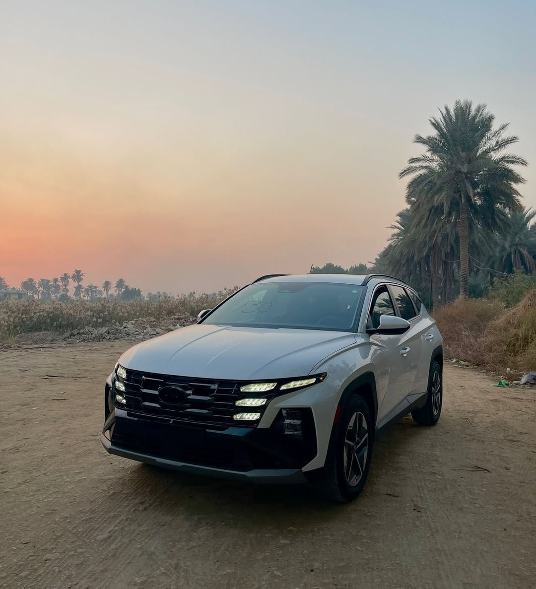 توسان وارد امريكي  2025 SEL
2025 ماشيه 3 الف 
حجم المحرك 2500  
بصمه + بصمه ابواب لمس
شحن لاسلكي 
كيج الكتروني متغير 
شاشة متصله 
رادارات امامي + جانبي +خلفي 
قيادة الية 
هندبريك بصمه
مكاني بابل 
للاستفسار / ***********
