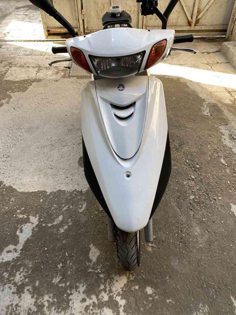 السلام عليكم دراجه اكزز للبيع 140فول ياباني ستان كهرباء النضافه مثل مابصوره سعر10 ورقات وبيها مجال العنوان الشعب حي البساتين رقم ***********
