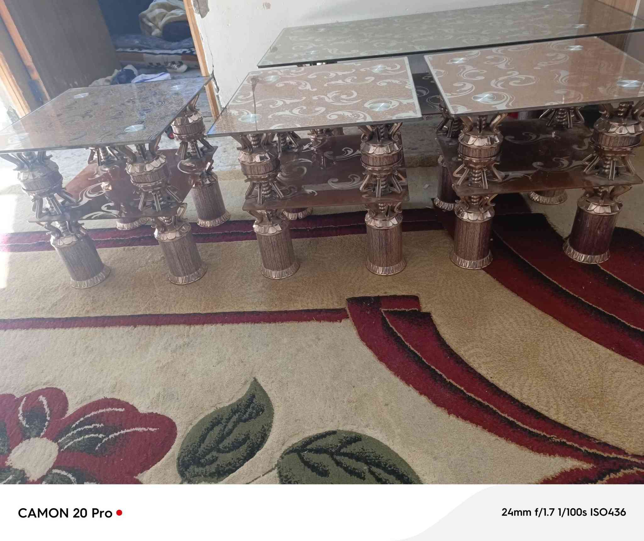 طبلات وحدة كبيرة و3صغار للبيع جدد مابيهن ضرر السعر 50للاستفسار ***********
