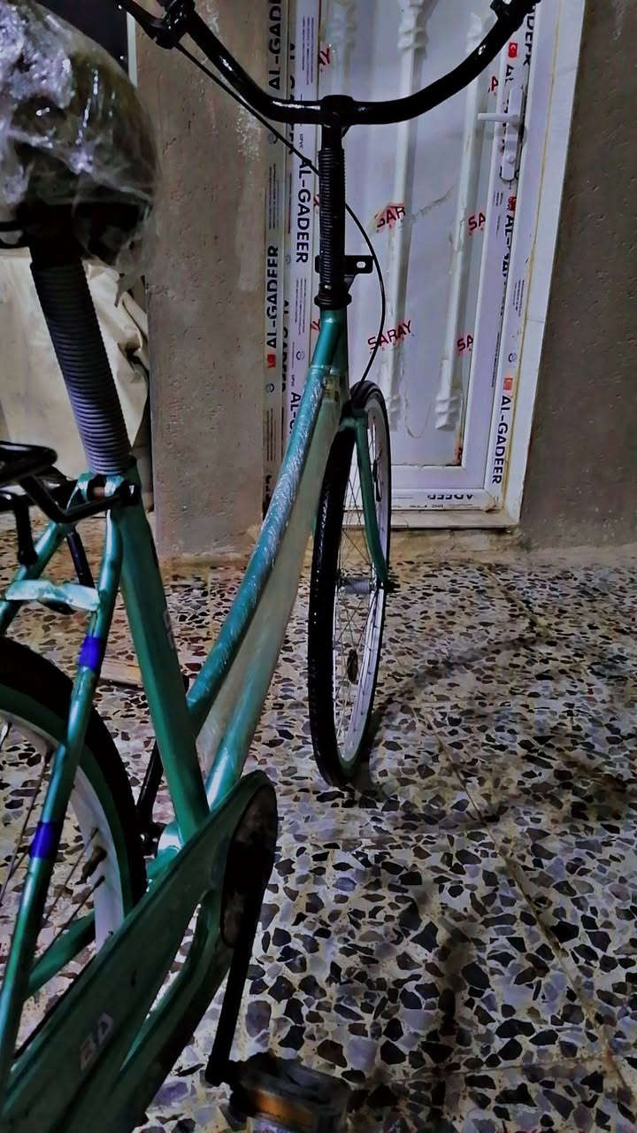 اسلام عليكم بايسكل بطه بيدي مديل 2022فحل ياباني صينيه كامله سعر80وبي مجال مكاني نجف للستفسار واتساب فقط ***********
