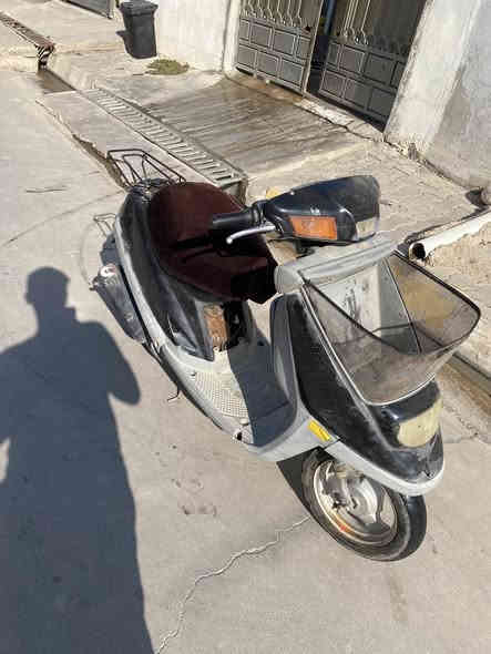 سلام عليكم ماطور يماها لبيع ب ١٥٠ ألف و بي مجال و مابي أي عيب بس زلف مخول و بي باتريات اثنين *********** كامل بلادي متواجد واتساب ماموجود فيس محرك بلادي كابريتر بلادي كلشي بلادي مكينه صوت ناعم
