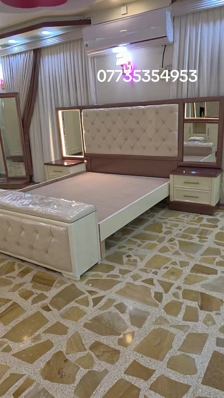 غرفة نوم ٦ باب تصميم تركي 
ارجو ان ينال اعجابكم 
العنوان الديوانية قضاء عفك 
***********
***********
