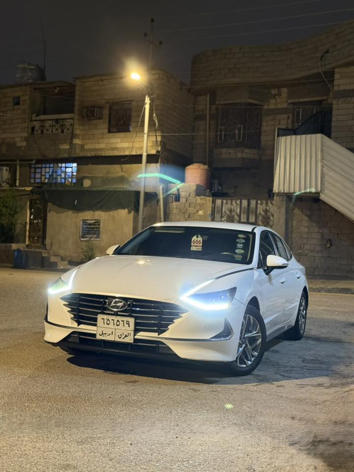 السلام عليكم للبيع هونداي سوناته 2020 خليجيه واحد على واحد سياره جديده استخدام شخصي رقم اربيل سياره كفاله عامه ماعده صبغ بل داير من جوا قبق البانزين وشوي من الباب مكينه 2500 العنوان البصره المشراق السعر 168$ وبيها مجال  ***********☎️
