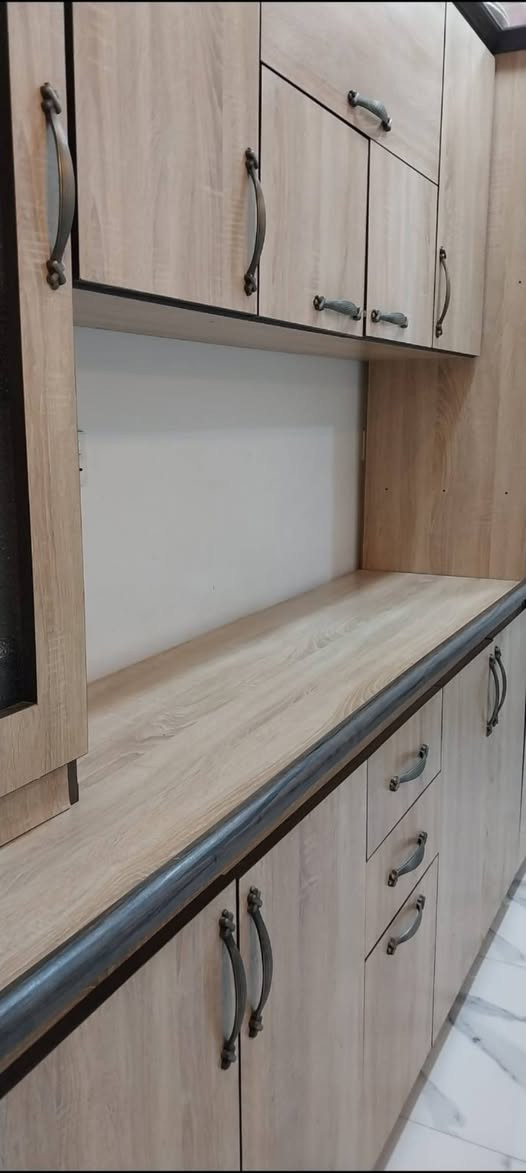 كاونتر ٣ أمتار خشب مع سنك متر ونص و حوض حجر للستفسار راسلونة على الخاص السعر ٣٥٠ و بي مجال العنوان الشرطة الخامسة.


**إذا كنت صاحب هذا الإعلان وتريد حذفه لأي سبب، رجاءا أرسل رسالة إلى الدعم الفني**