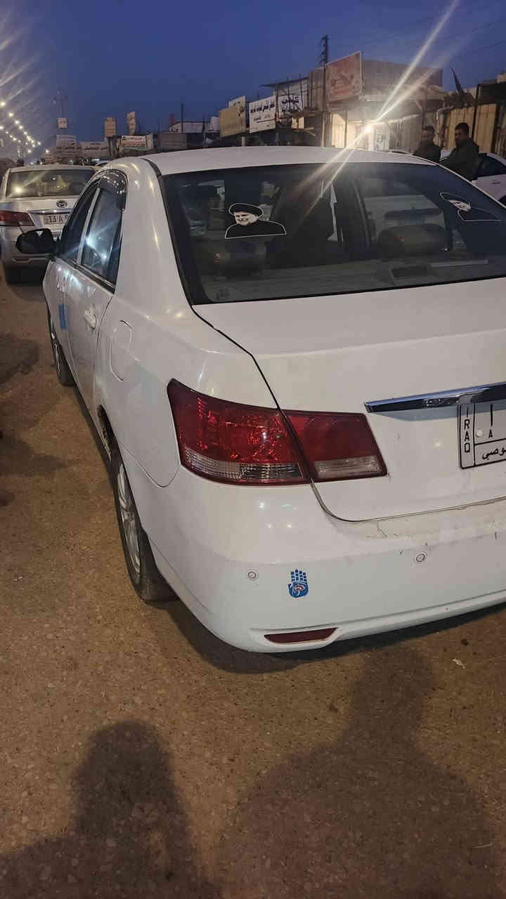 بي وايدي موديل 13 السياره كفاله كير محرك ضربه تبديل من كلشي ما عدى تعمير مال هلالات شرط السونار تختم تاير دوشومه فول اي نقص ماكو تجي وتشوف بعنيك عارضها ب 64 وبيها مجال ....... رقم الهاتف.. ***********
