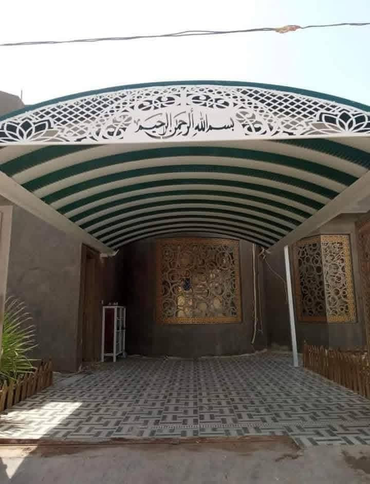 يا الله مستعدون لعمل جميع اعمال الحداده خزانات جملونات لحام بانواعه عمل و كرستعده وعمل تغليف الواجهات عمال السندويج بنل سقائف الكيسبان 
هاتف *********** واتساب
