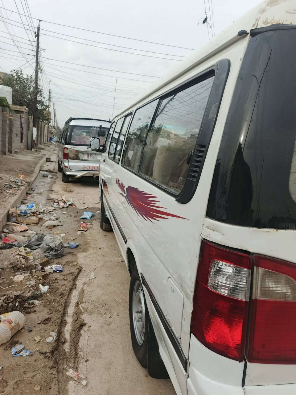 السلام عليكم فتون2014 اف مكفوله من ضربه وصبغ وكير واكسل مكفولات الهلالات مال سايق  والصدر هلالات مبدلات وما صابغيهن والقماره بيهه تنكيد قليل تايرات نص عمر حدايده حلوه دوشمتهه نص عمر تحويلهه عماره ثاني يوم مكاني بغداد سبع قصور رقمي ***********
