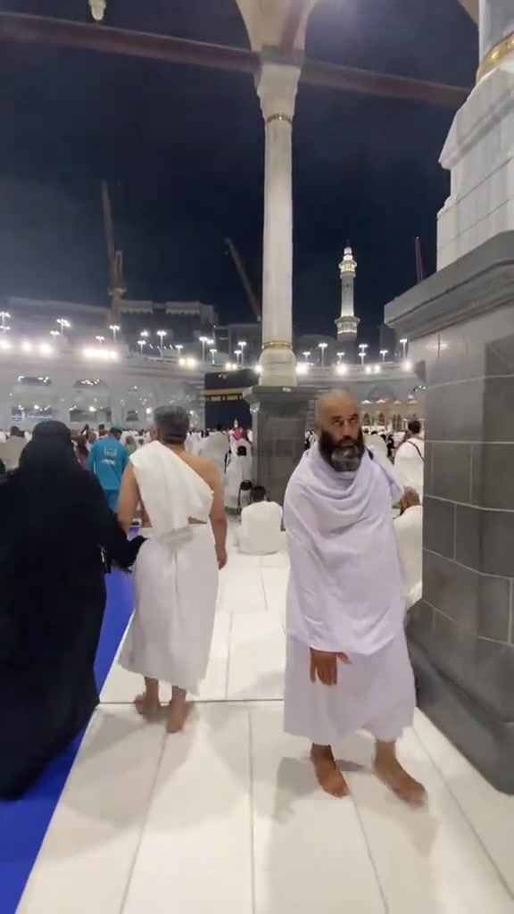 🔥 العرض الأقوى على مستوى مدينة الموصل 🔥

سارعوا بالحجز... المقاعد محدودة جداً! ✈️

✅ طيران من مطار بغداد الدولي (ذهاب وإياب)
✅ الإقامة في فندق البلد الطيب
✅ نقل مجاني إلى الحرم
✅ هدية خاصة للمعتمر
✅ حقيبة كبيرة + حقيبة صغيرة + إحرام
✅ وجبات طعام مجانية (عند توفرها)

💰 السعر: فقط 445 دولار

اغتنم الفرصة واستمتع برحلة إيمانية مميزة بأفضل الخدمات وأفضل الأسعار.

📞 للحجز والاستفسار تواصلوا الآن قبل نفاد المقاعد.***********كورك
***********حجي احمد
