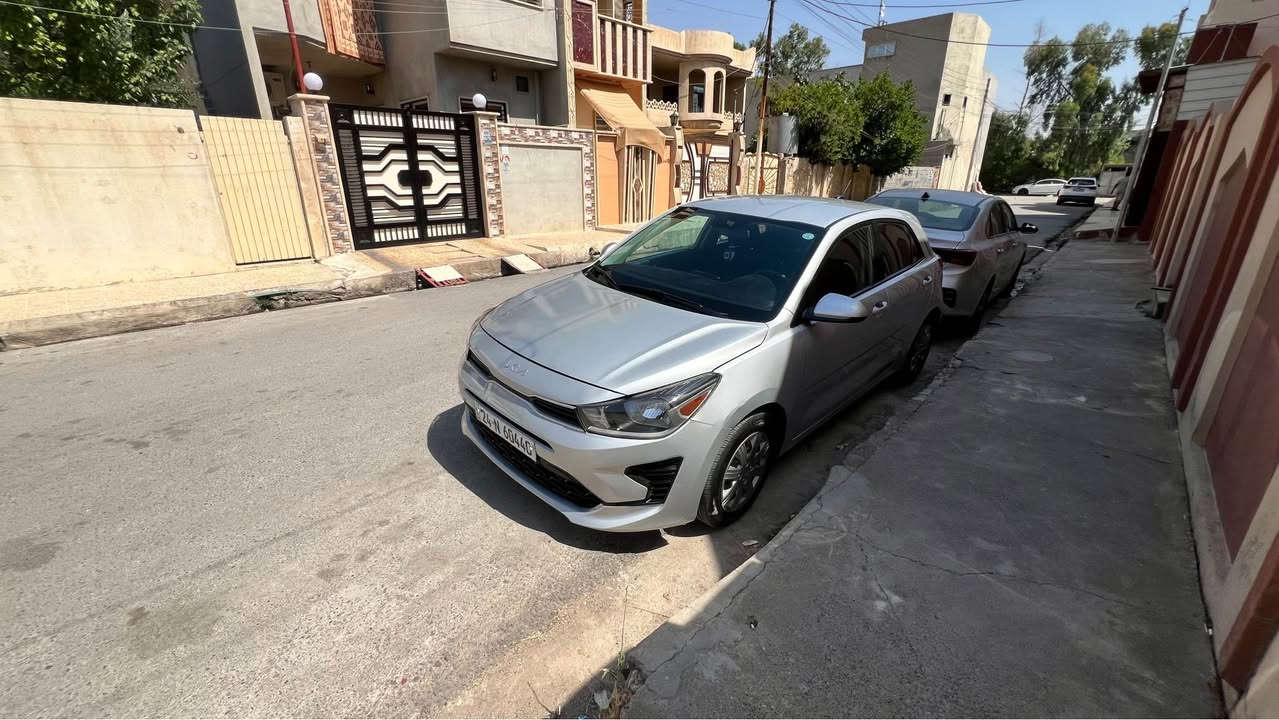 ريو موديل 23 لون سلفر
ماشي18الفmi
ضرر بوند  صبغ بدون دواخل بشرط
ايرباك سكان فقط 
ملاحظة باب نفر امامي بي شخط مبين بالصور 
سنويه جديد هزه جديد تحويل بشرط 
رقم دهوك دولي
***********
سياره لوك نظافه فول موصل, نينوى

