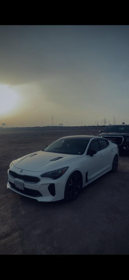 السلام عليكم
كيا ستنكرgt  3.3 تون تربو للبيع
السياره ماشيه 70 مايل 

 السياره بدون ايرباك السياره بدون اي دواخل بدون شواصي السياره هذا رقم شاصيهه طابه للعراق فقط دعاميه 

KNAE45LC3L6081832

وهنا صار بيهه قطعتين ابيع ع اساس  3 قطع جاملغ خلفي صفحه سايق ونصبغ شوي من باب وياه 

جاملغ امامي صفحه عبري 

وشوي اثر حالوب 

السياره دواخلهه جدا نظيفه 

السياره ويل 19 تو سايز رياضي 

السياره اكسل تو ويل المرغوب 

السياره عليهه طخم تايرات جدد

السياره رقم بغداد تحويل مباشر سنويه لنهايه 26

العنوان بالبصره 

السياره سعرهه 190 وبيهه مجال بسيط

واتساب ***********
