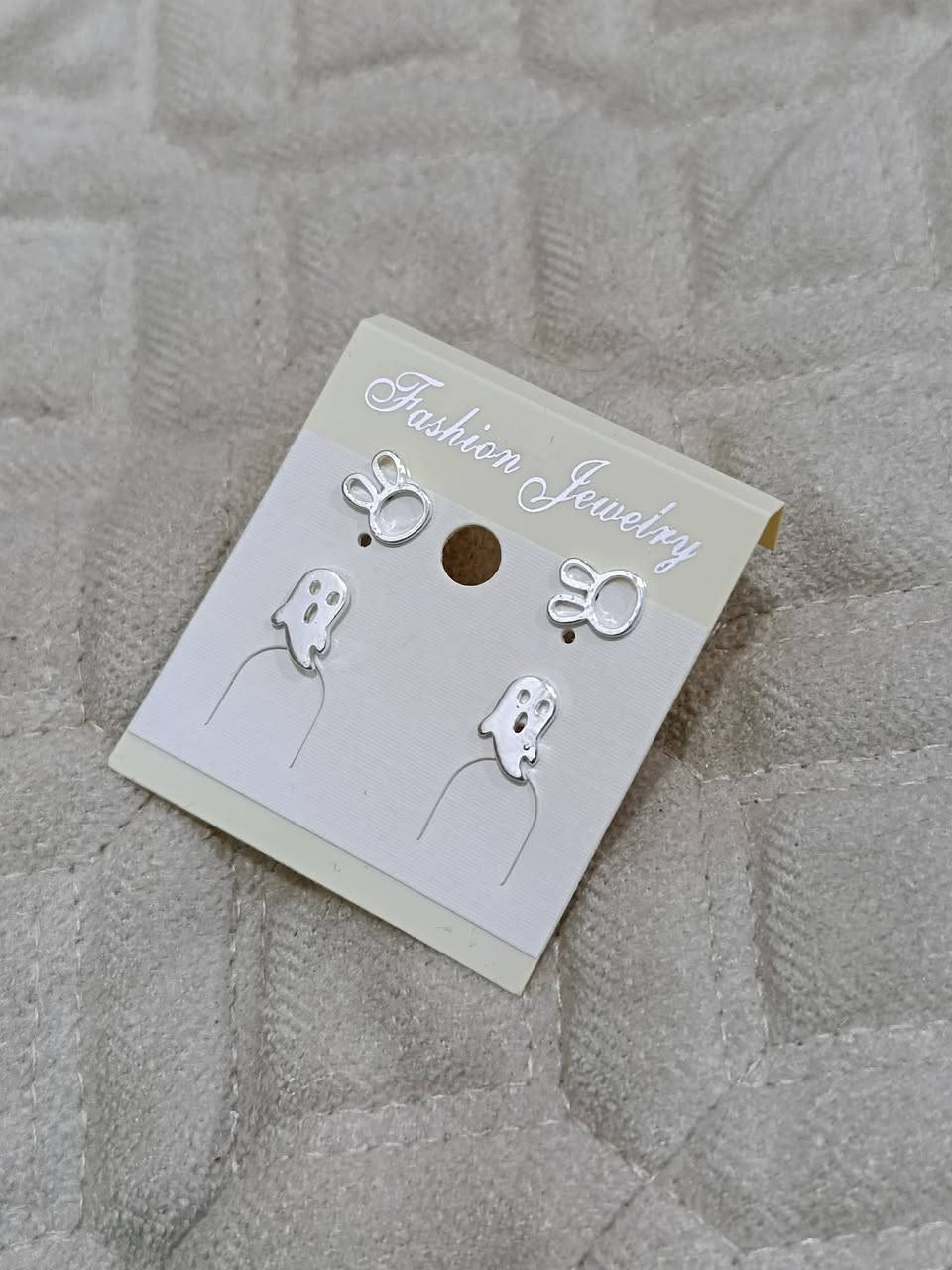 سيتات تراجي 
كل كارت زوجين تراجي 
سعر الدرزن ١٢ كارت ب 4 الف


**إذا كنت صاحب هذا الإعلان وتريد حذفه لأي سبب، رجاءا أرسل رسالة إلى الدعم الفني**