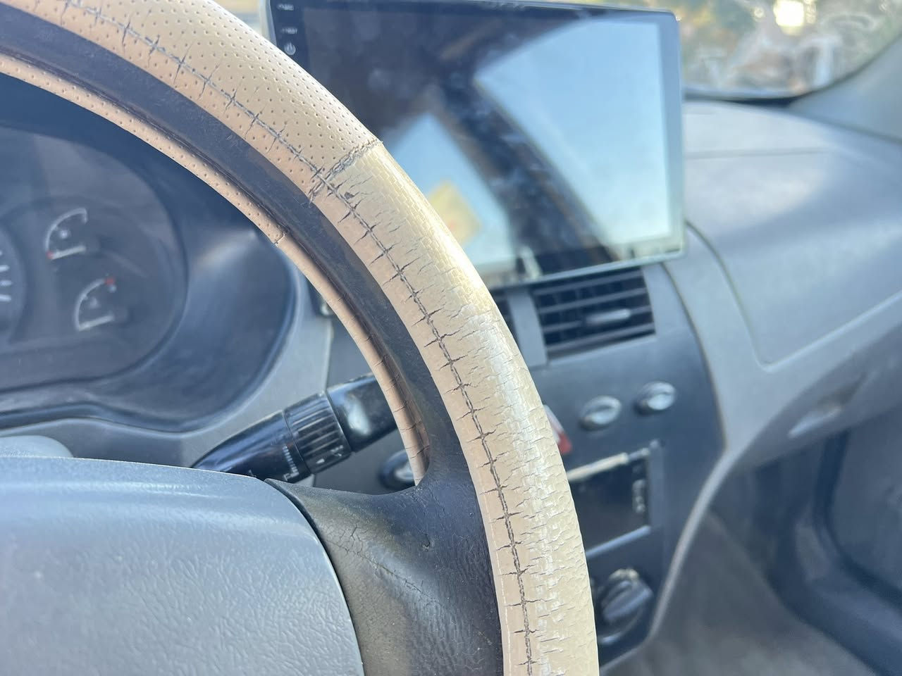 طيبه2015سيازه جديده مكفوله كير مكينه حداديه شواصي رقم انكليزي تحويل مصفره من كلشي  سعر36بيه مجال اتصال***********
