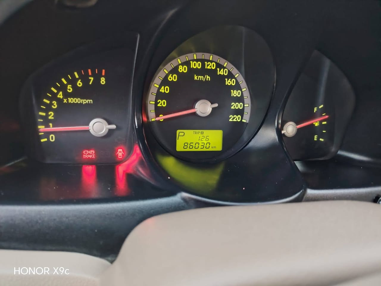 سبورتج KiA موديل ٢٠١٠ رقم ذي قار دولي بأسمي شخصياََ تحويل مباشر سنويتها جديده لل٢٠٣٠ 
لليدور جديد ومكفول واستخدام شخصي وماشي قليل

سياره كفاله عامه من كلشي ضربه وصبغ وتبديل وفتح وبارد  سياره مكينه وكير كفاله ماشيه ٨٠ الف حقيقي

تخم تاير جديد حتى السبير جديد

كهربائيات كلها شغاله +دواخل كلش جديده +حداديه جديده السياره فول مواصفات عدا البصمه +تبريد ثلج +تدفئه

سياره احلى من الصوره  وبل عافيه عل تصير من نصيبه

السعر ١٣٠ وبيها مجال حكَ الجيه والشراي يدلل للإستفسار اتصل على الرقم *********** مكاني ناصريه حي الشموخ
