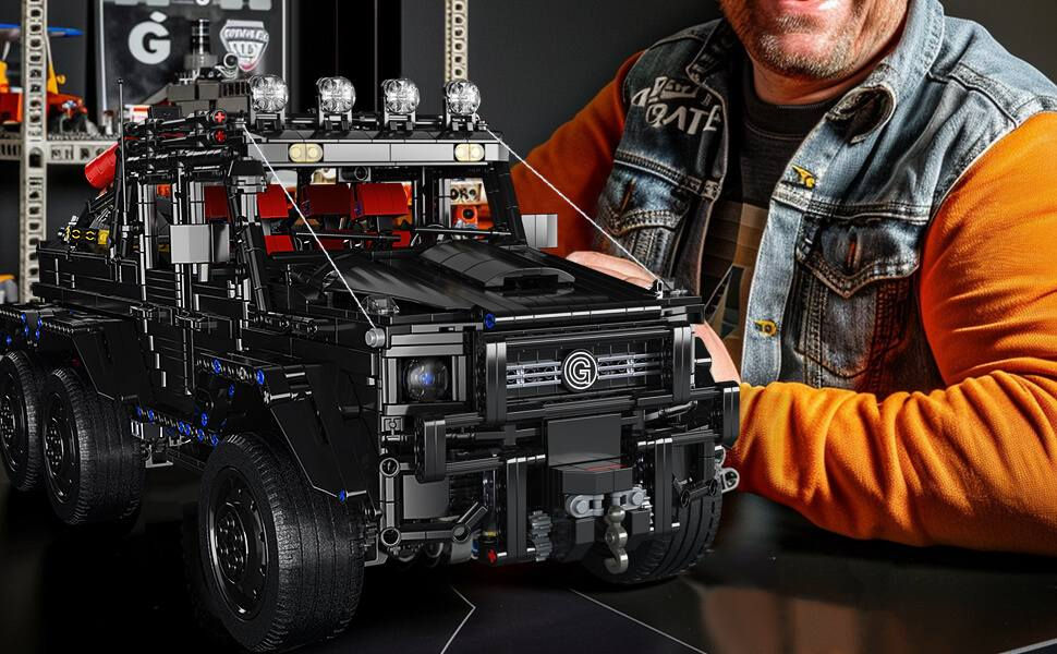 للبيع سيارة G-Class 6x6 ضخمة (مكعبات بناء) - إصدار خاص 1:8
الوصف:
لعشاق التحدي والتركيب والمقتنيات المميزة، للبيع مجموعة مكعبات بناء (Building Blocks) لسيارة Mercedes-Benz G63 6x6 بمواصفات عالية وتفاصيل مذهلة.
​المواصفات:
​المقياس: حجم كبير جداً بمقياس 1:8 (الطول أكثر من 50 سم).
​عدد القطع: تحتوي على أكثر من 3000 قطعة (أكياس مغلفة ومرقمة لسهولة البناء).
​التفاصيل: محاكاة دقيقة للمحرك، نظام التعليق (الأسبرنغات)، والأبواب التي تفتح وتغلق.
​الإضافات: تأتي مع إكسسوارات إضافية (مطفأة حريق، جك رفع، خزان وقود، وصندوق عدة).
​الحالة: جديدة تماماً (أكياس المصنع لم تُفتح)، مع الكتالوج الأصلي والكرتون.
​ميزة إضافية: الموديل يدعم التطوير والتحويل إلى تحكم عن بعد (RC) لمن يرغب بإضافة محركات.
​السعر: 80الف


**إذا كنت صاحب هذا الإعلان وتريد حذفه لأي سبب، رجاءا أرسل رسالة إلى الدعم الفني**