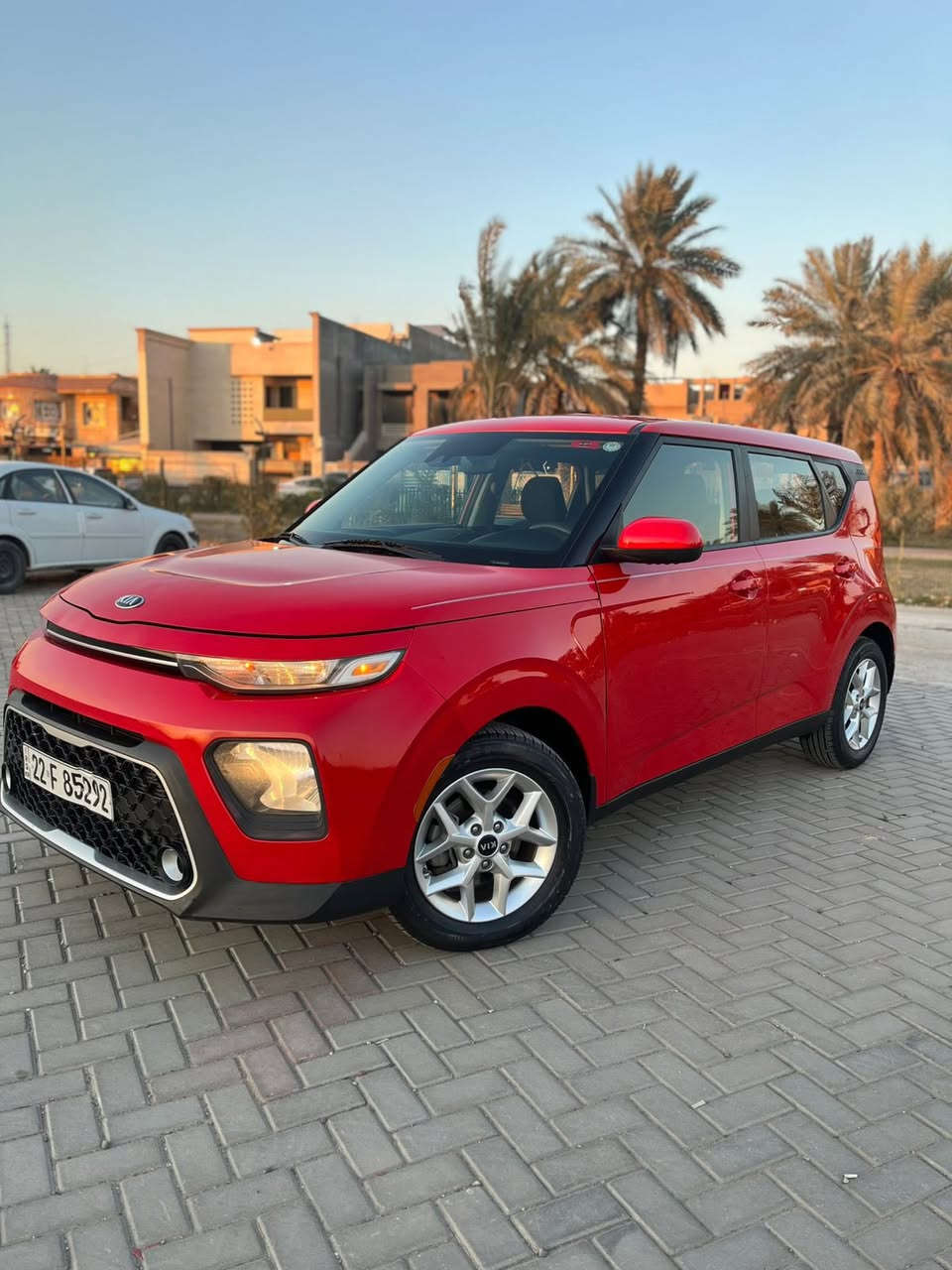 السلام عليكم كيا صول موديل 2021 فئه S رقم اربيل بأسمي جديد عارضه 128$ بيه مجال بسيط سياره جديده بوضع الشركه لون مميز مواصفات/ شاشه كبيره/ كار بلي /حساسات خلفيه / رادار امامي / رادار جانبي بالمري/ كشنات كهرباء / 3انظمه قياده/ علامه ضوئيه بالدوس / تحديد مسار/ اطفاء ذاتي عند الوقوف بالازدحام/ مري تعتيم/ وبعد هواي مواصفات السياره S / السياره محرك حجم 2000دوش الكير المكينه كفاله ماشيه قليل 50km تبريد ثلج بوضع شركه حداديه امامي خلفي وضع الشركه بيها بنيد صبغ فقط بدون دواخل بدون ايرباك صور حادث مرفق مع المنشور باقي السياره كفاله وجديده كلها بوضع الشركه مكان السياره بغداد شارع فلسطين الاتصال بالرقم :*********** الخاص مغلق 🔏
