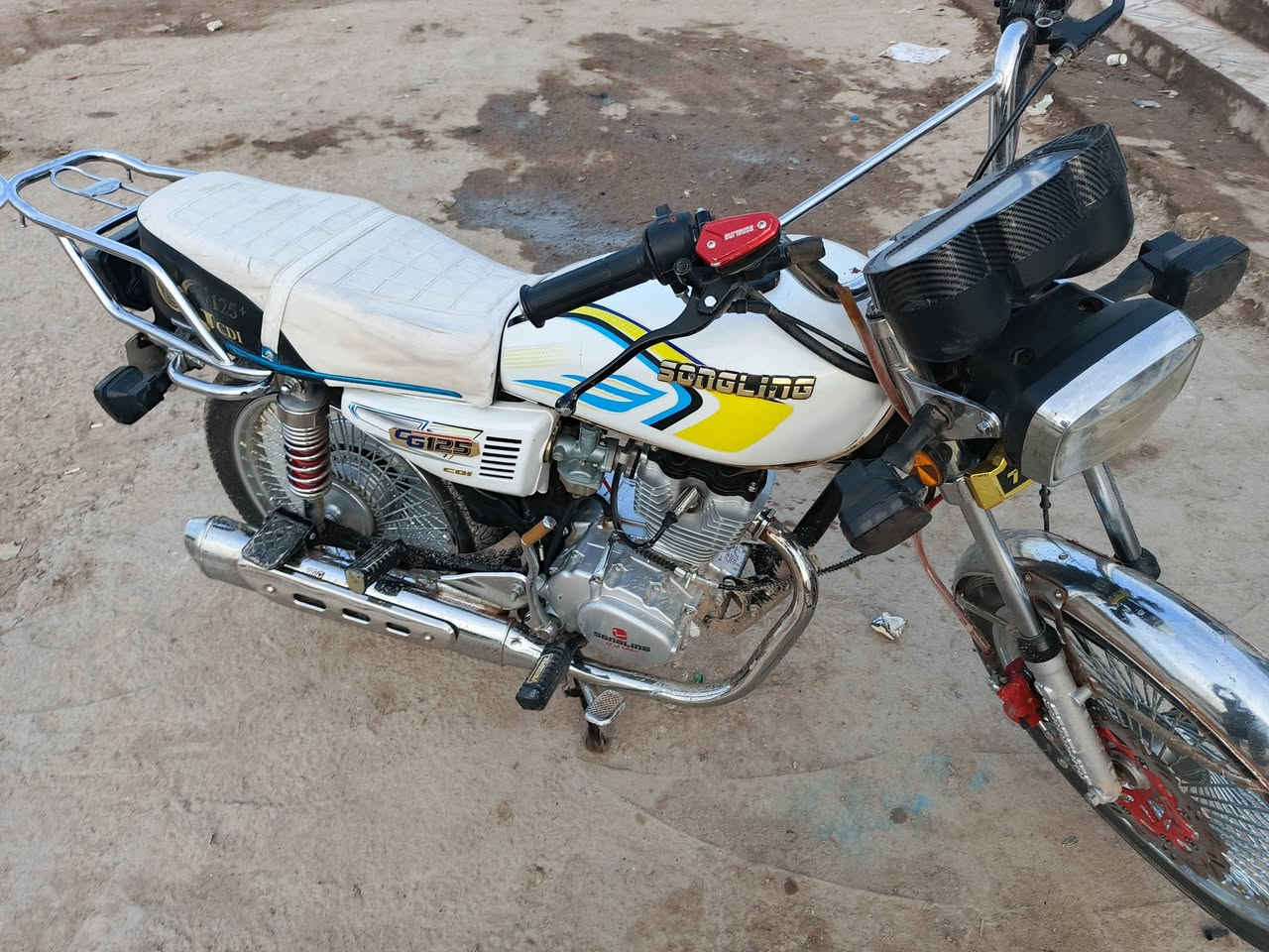 للبيع دراجه مكفوله 2025 675وبيه مجال لاستفسار ***********
