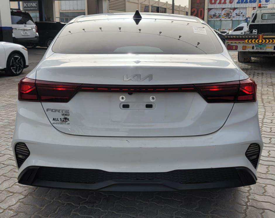 � زبائننا الكرام… مركز المهندس لأستيراد السيارت
🚘 Kia Forte 2024💥

💰 السعر: 105 $ بدون كمرك
🔧 الحالة: مصلحة وجاهزة (الوصول 10 ايام)

✅ بإمكان التخريج بكتاب شهداء (إعفاء من الكمرك لمن لديه كتاب شهداء).

📍 كربلاء - سيف سعد البلديات

📞 للاستفسار:
👤 د. شهيد: ***********

 👇🏼رابط كروب الواتساب 
https://chat.whatsapp.com/G1vHBgZwn280PCMz6HkyiX?mode=gi_t
