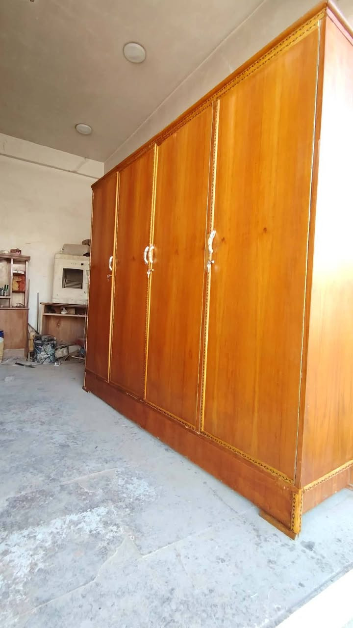 📌كنتور 4 أبواب صاج عراقي  تفصال 📌 200 ألف ونهايته 180 ألف قفل بغداد الشعلة ومتوفر توصيل بكروة داخل بغداد فقط للتواصل خاص.


**إذا كنت صاحب هذا الإعلان وتريد حذفه لأي سبب، رجاءا أرسل رسالة إلى الدعم الفني**