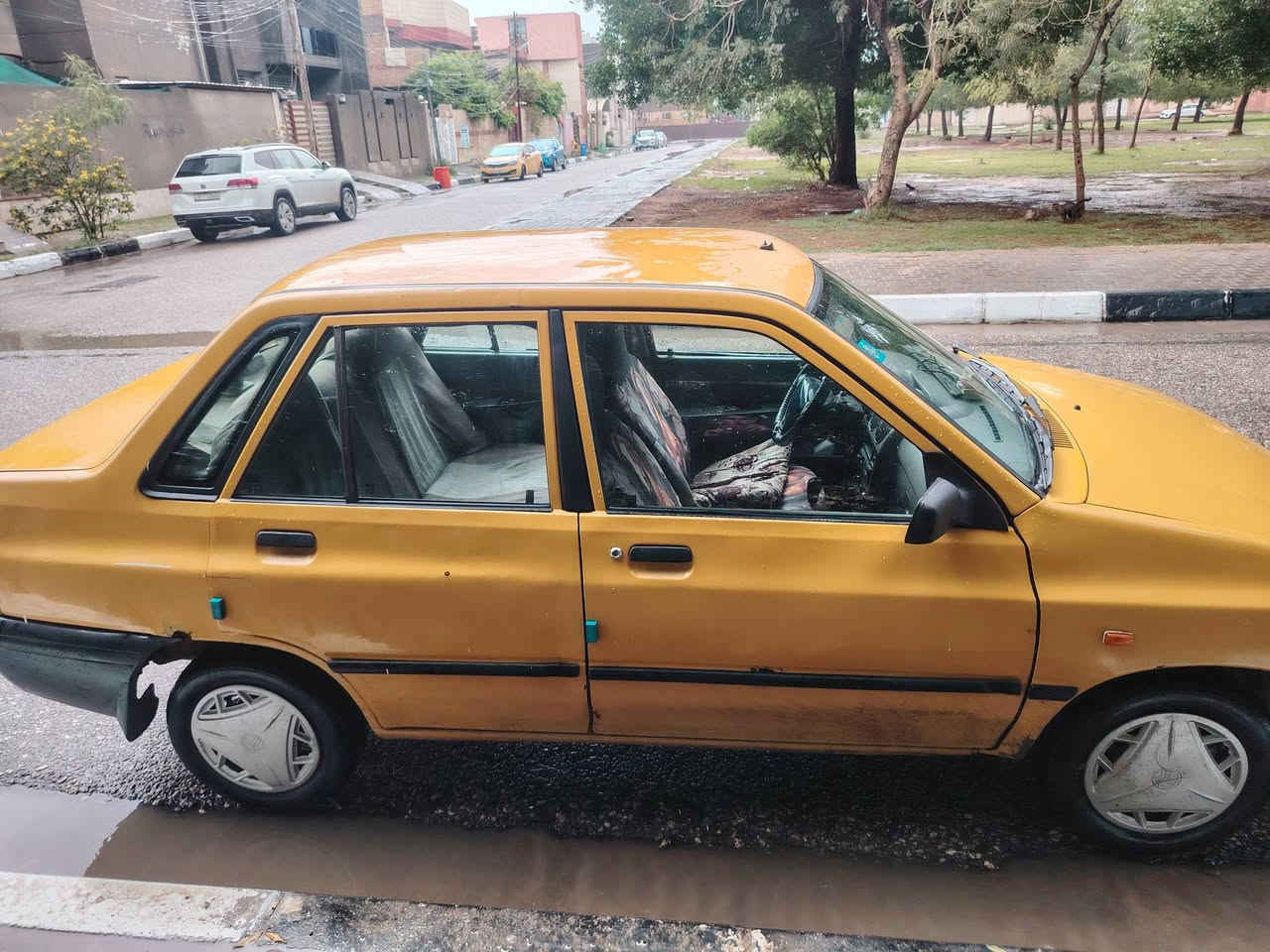 سايبا مديل 2013سياره مكينه جديد كير جديد خير من الله كهربائيات كامله رقم بغداد نكليزي مصفره غرامات وهيئه سياره بأسمي السعر 27بيهه مجال ما متواجد علا فيس رقمي ***********
