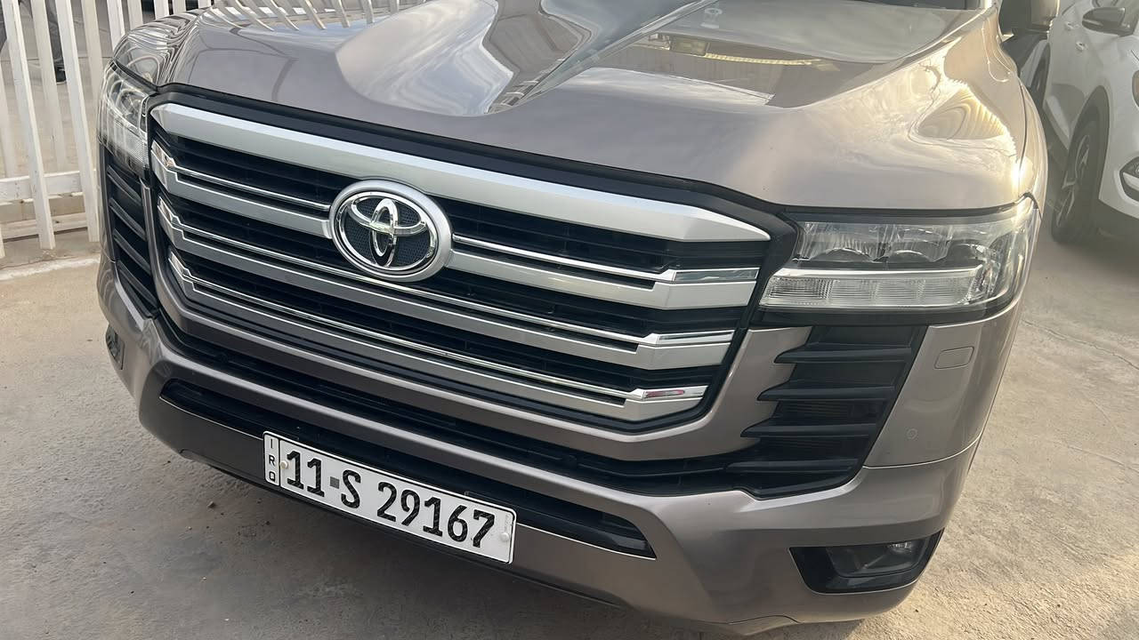 السلام عليكم 
GXR موديل ٢٠٢٢
توين تيربو
ماشية ٧٥ الف حقيقي 
ام الضمان 
شاشات اصلية 
مكفولة 
لون مميز 
السعر 635  مع المجال
63500$ 
***********
التواصل واتس اب واتصال مباشر
