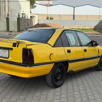 اوميگا • ١٩٨٩ • بنزين