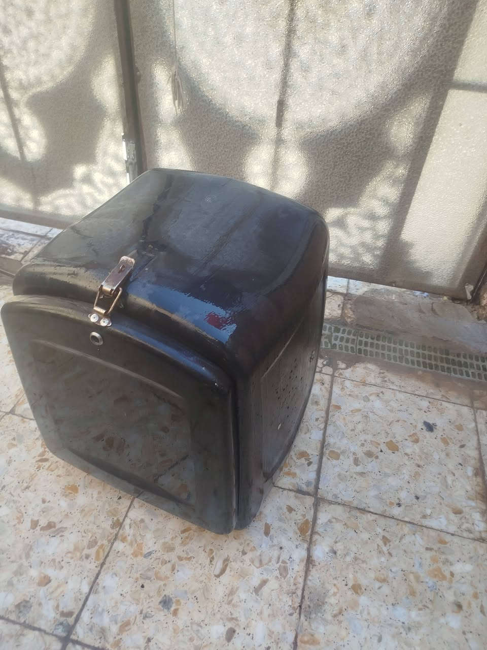 صندوك للبيع ناقصه بس سبرنكات مكاني العبيدي سعر 25    ***********
