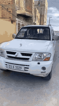 باجيرو  سبعه راكب مديل 2007   رقمه بغداد مميز باسمي تحويل مباشر   سيار...