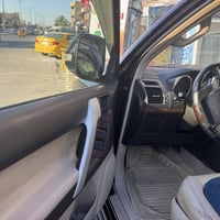 سيارة برادو لون اسود موديل ٢٠١٢ سبعة راكب  ستة سلندر بصمة تشغيل رقم بغ...
