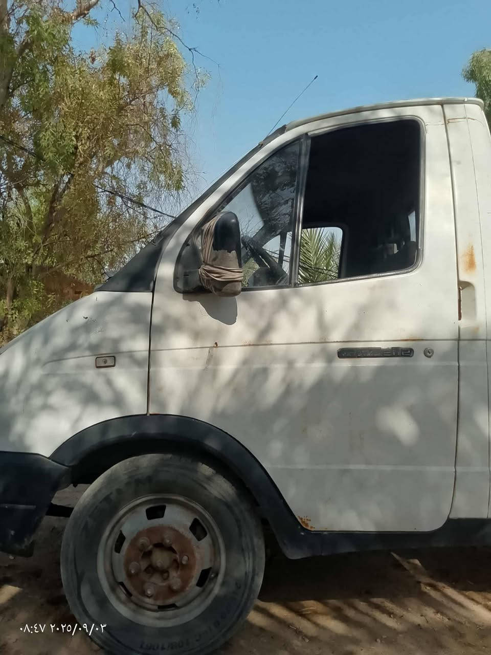 سيارة روسي للبيع بااسمي رايده 30ورقه الموبايل ***********
