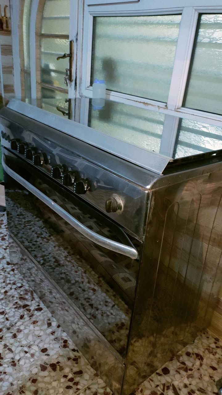 طباخ تكنو مصري الباب الأول بحالة جيدة جداً 
كامل كله شغال وعلى الفحص 
السعر 230 ألف . النجف, العراق


**إذا كنت صاحب هذا الإعلان وتريد حذفه لأي سبب، رجاءا أرسل رسالة إلى الدعم الفني**