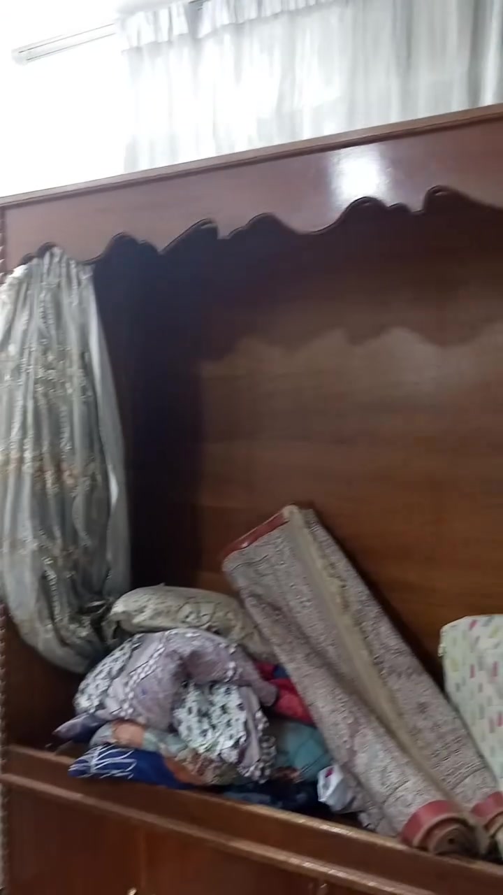 السلام عليكم بوفية للبيع قفل ومفتاح صاج عراقي ام البردة سعره قفل ٧٥ المكان جميلة ***********
