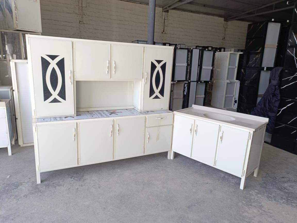 للبيع
مترين مع سنك 
يتوفر توصيل محافظات


**إذا كنت صاحب هذا الإعلان وتريد حذفه لأي سبب، رجاءا أرسل رسالة إلى الدعم الفني**