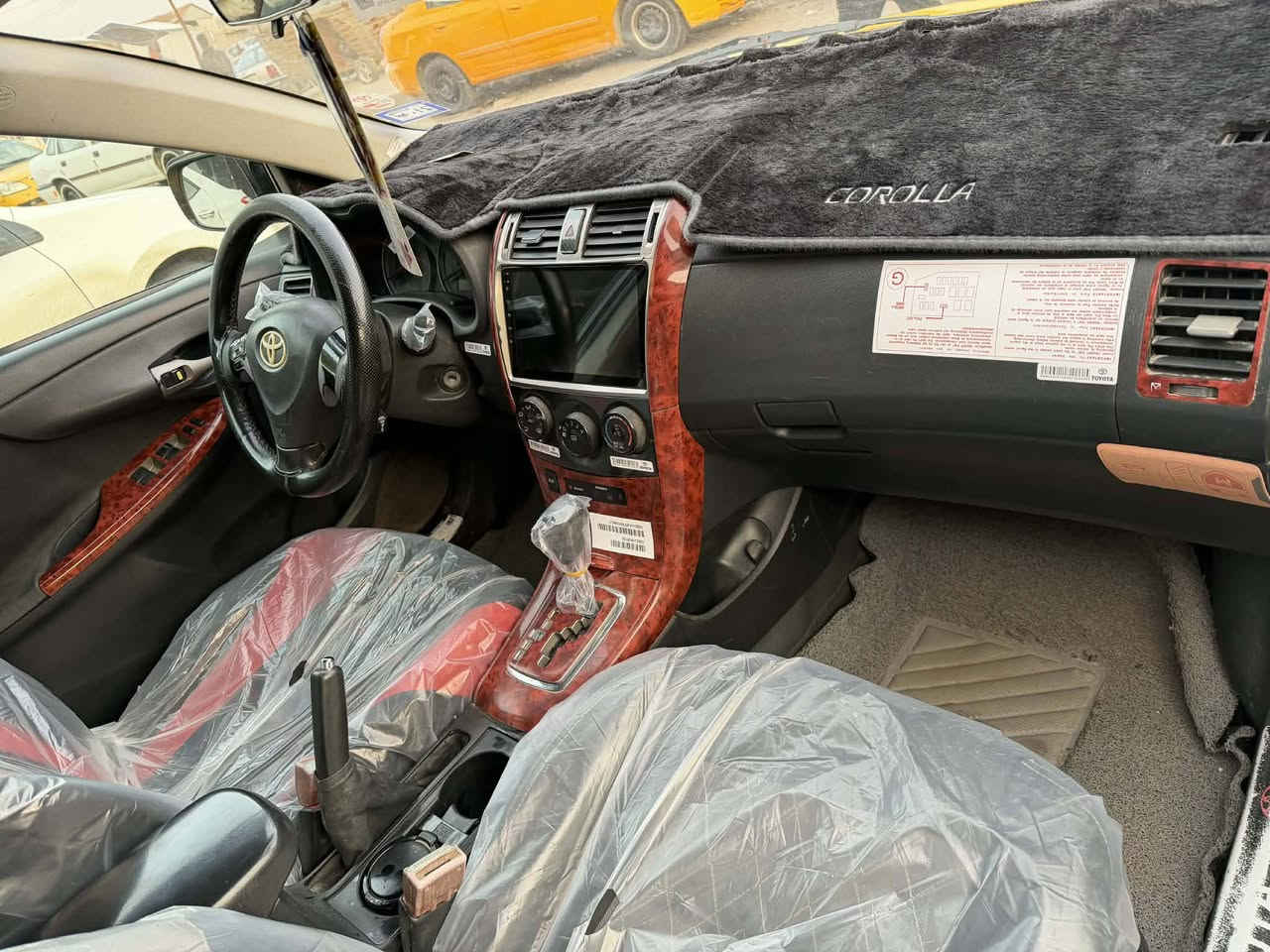 الاسلام عليكم ، كورله موديل 2010 سبورت يعني s سياره جاهزه مال جناي متصرف عليها ربع كبل للشارع سنويه لل 31 مصفره هيئه وغرامات صدر امامي خلفي بجيس تيرات جدد محرك 19 ممفتوح شرط تحويل مابيها دفتر بانزين ضررها بس جاملغ السكن بدون دواخل انطيك شرط الفحص  طالب عليها 105  وبيها مجال قليل مكاني كركوك  للاتصال ‏‪‪
‏‪0771 002 0289‬‏
