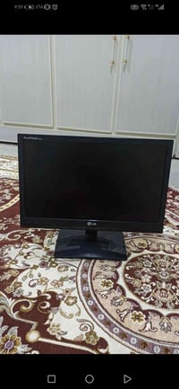 شاشەی کۆمپیوتەر مارکەی LG بێ عەیب بۆ کامێرا ئەبێت 35 هەزار و معامەلە 0...