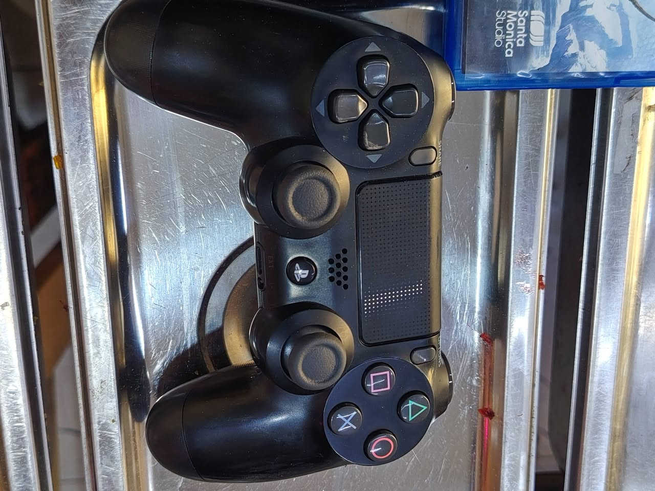 PS4 Slim 500gb
للبيع جهاز نظيف امثل منشوفه عيونكم نظام 13.02
ويا جوستك اصليه و وحده ثانيه تجاريه 🎮🎮
و ويا قرص سبايدر مان مدبلجه عربيه
سعره 250 ومكاني كربلاء 
رقمي ***********
