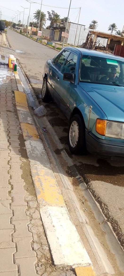 سلام عليكم مارسدس دب موديل 88 سنويه جديده لحد 2028 سياره حلوه جاهزه من كل شي دبلات قواعد جدد بلادي كهربائيات كله شغاله كير ومحرك بطه 2500 شرط ترايك وين ما تريد رقم انبار مشروع وطني تحويل وين ما يعجبك صبغ فقط لجماليه سعر 38 وبي مجال موجوده بديالى السعديه وهذا رقمي ***********
