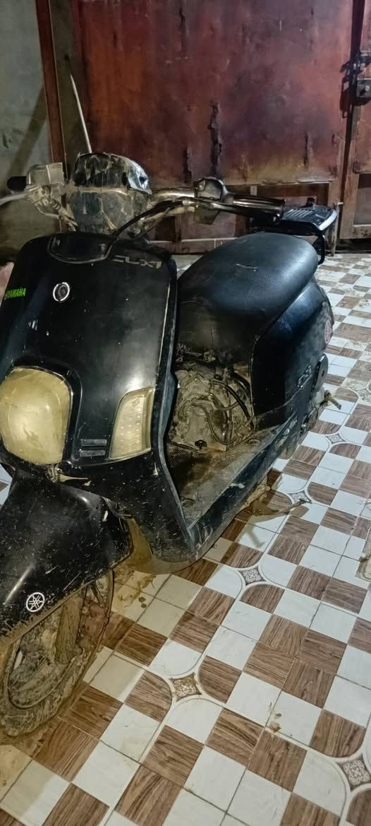 سلام عليكم دراجة بوليس كابريتر للبيع  دراجة نضيفة نقصهة باتري ضعيف تجي تشوف بعينك عنوان باب الدرب سعر دراجة 375وبيهة مجال حك جيتك


**إذا كنت صاحب هذا الإعلان وتريد حذفه لأي سبب، رجاءا أرسل رسالة إلى الدعم الفني**